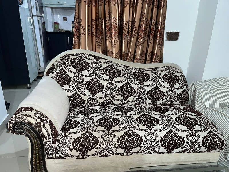 7 seater sofa in good condition 7