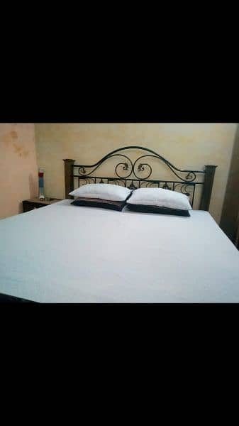 iron bed set 2