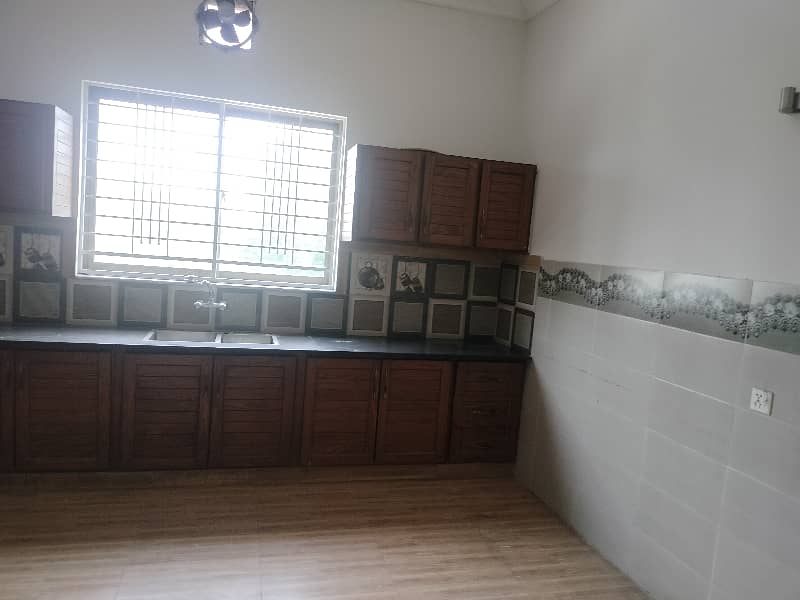 22 Marla Upper Portion Available In State Life For Rent 21