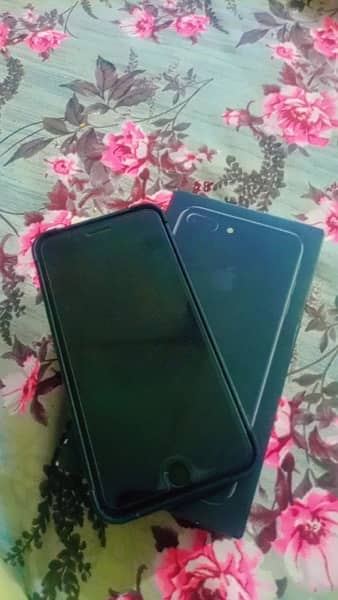 Iphone 7 plus 256gb PtA approved with Box 2