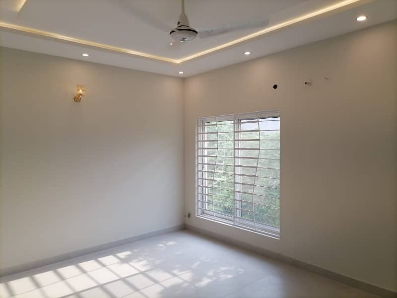 Gorgeous 1 Kanal House For Rent Available In State Life Housing Society 12