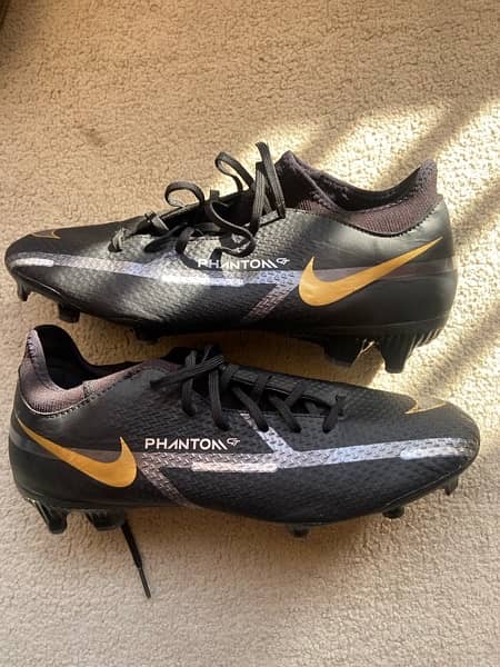 NIKE Football shoes/toes/studs/cleats 2