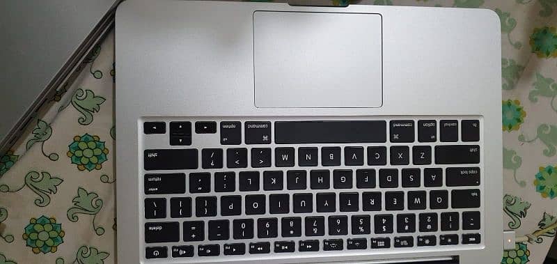 MacBook pro 2015 3