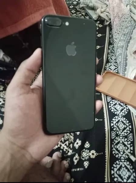 iPhone 7plus  128gp pta box sat 2