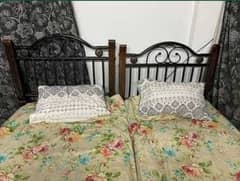 Heavy gage single  bed with mattress