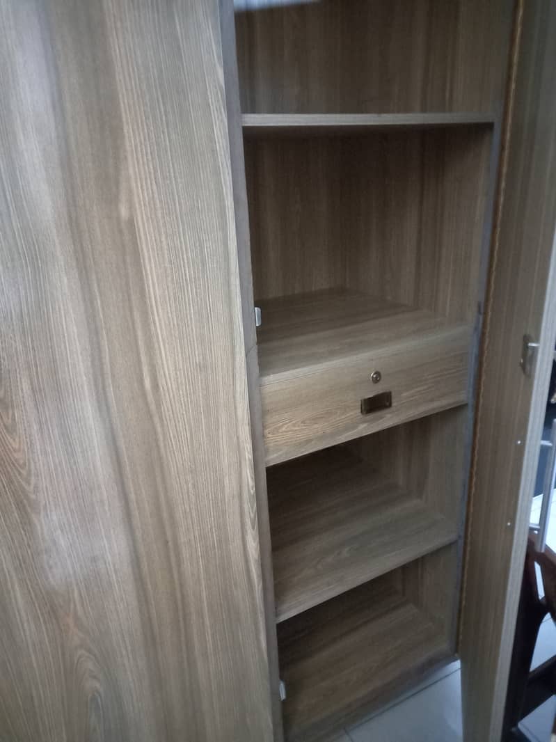 Closet wardrobe almaari For Sale 1