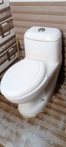 Commode 1