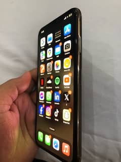 Iphone xs max 256gb pta approved