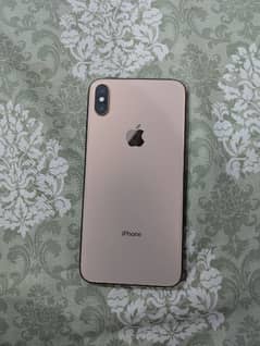 I phone XS max 64 gb gold color