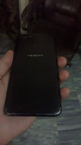 OPPO F5 Memory 4/32 GB 7