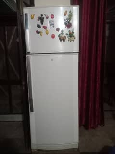 Dawlance Fridge in good condition