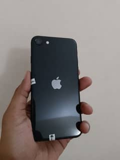 iPhone SE 2020 in excellent condition