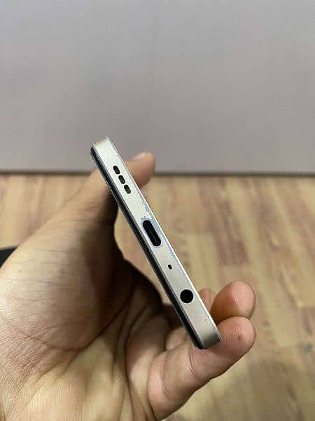 oppo F21 pro 5