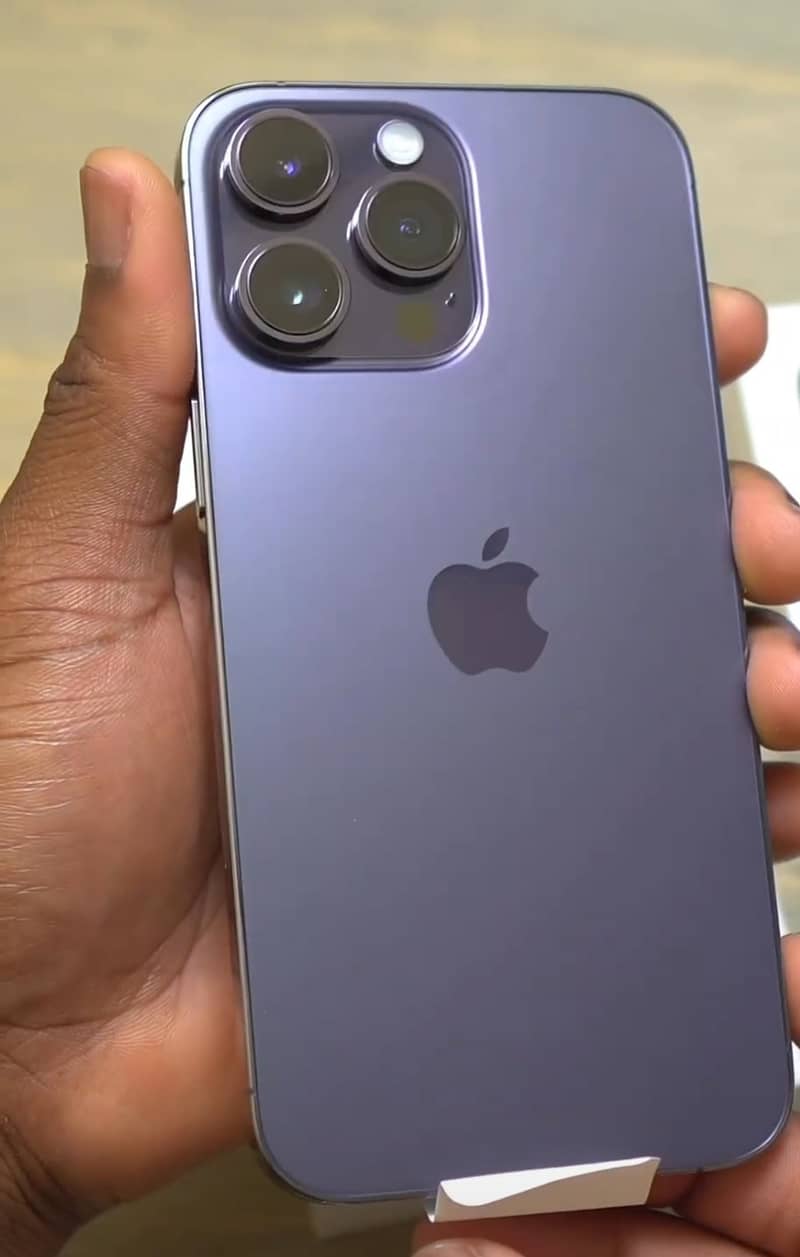 I phone 14 pro Max 256Gb Purple colour Fully battery health 5