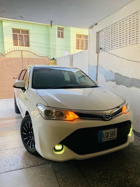 Toyota Corolla Fielder 2017 6