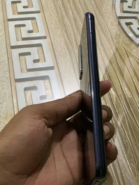 vivo y12s 6