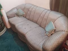 5 seater sofa in decent condition