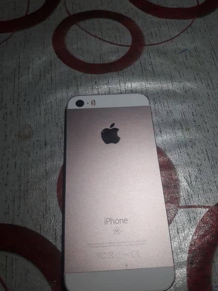 I phone se 4