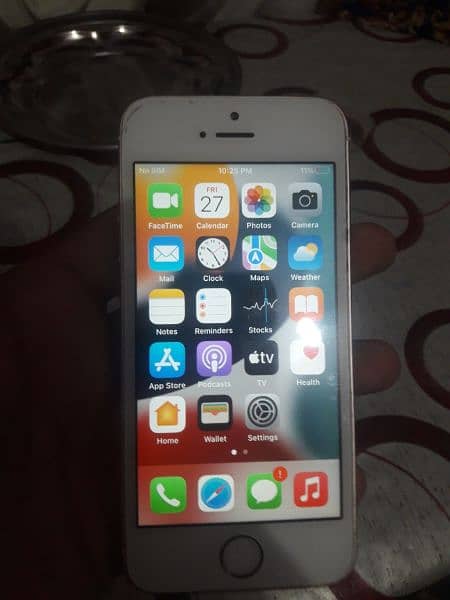 I phone se 8