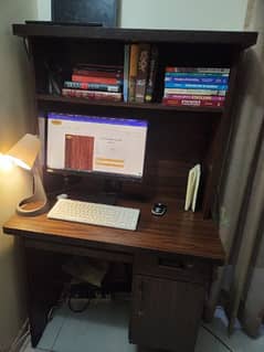 study and work table in good condition