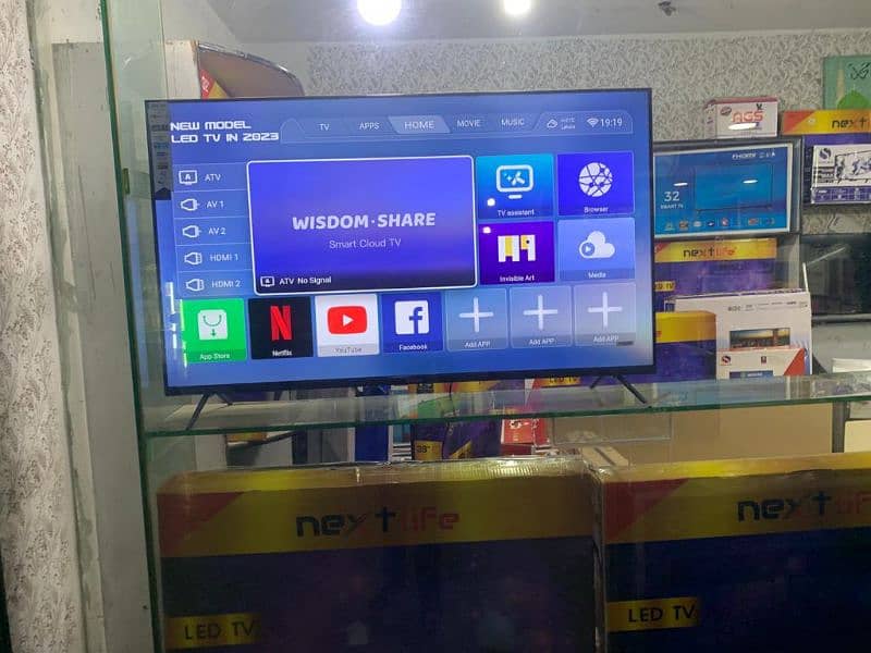 65  INCH Q  LED ANDROID LATEST MODEL  3  YEAR WARRANTY  03228083060 3