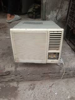 window AC  ok Jennie gas compreser