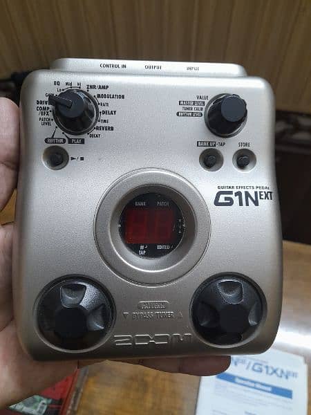 Zoom G1N Guitar Multi Effects Pedal 3