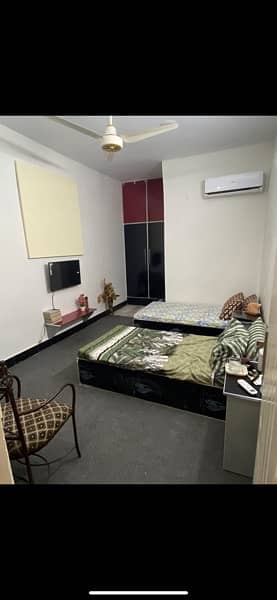 luxury furnished rooms are available at the best location of lahore 14