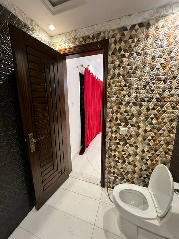 10 Marla House Available For Rent In Janiper Block Bahria Town Lahore 15