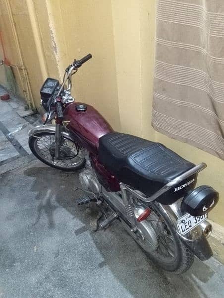 HONDA CG125. MODEL 2012 RED COLOR. . 2