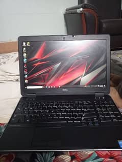 Dell laptop E6540 Core i7 4gen 8gb ram 2gb GPU