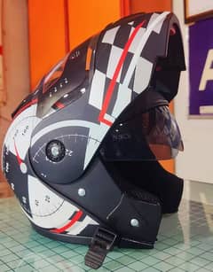 black and white vector helmet