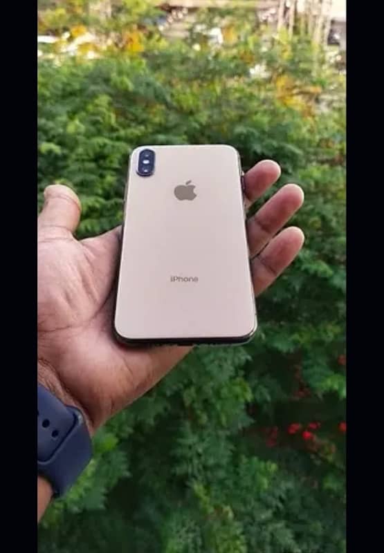 iPhone XS 0