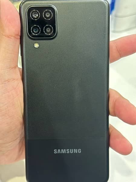 Samsung A12 4/64GB almost brand new 6