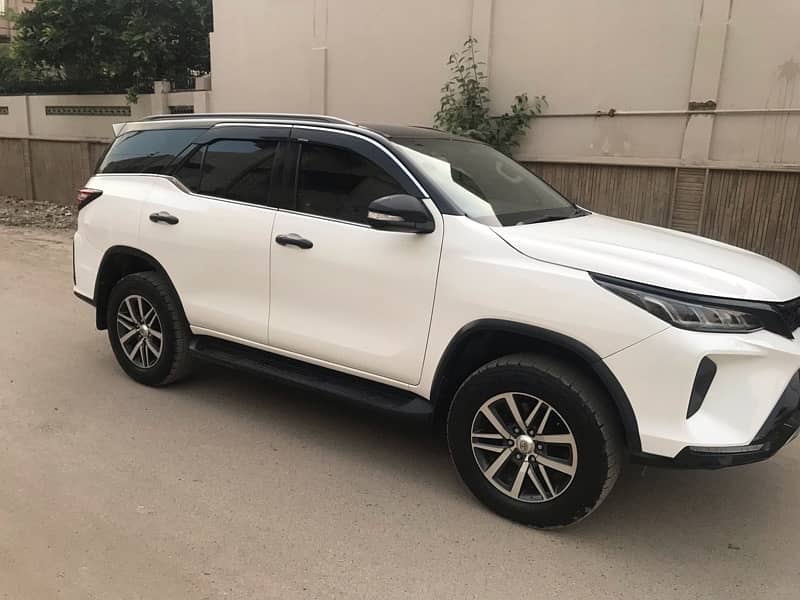 Toyota Fortuner V 2017 6