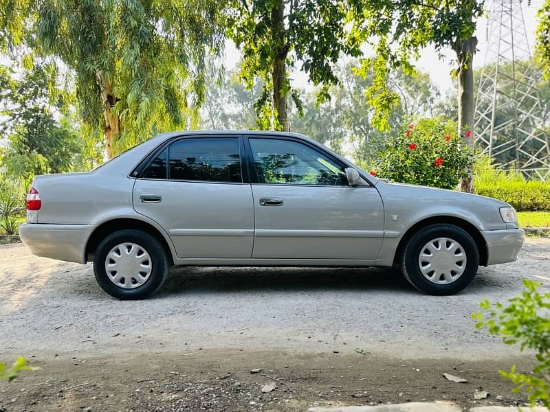 Toyota Corolla 2.0 D 1998 6