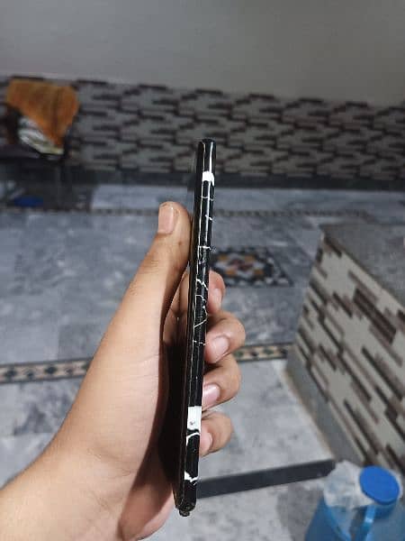 Samsung galaxy note 8 doted 1