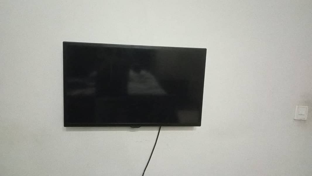 32"inch Ecostar LED's FOR SALE 0