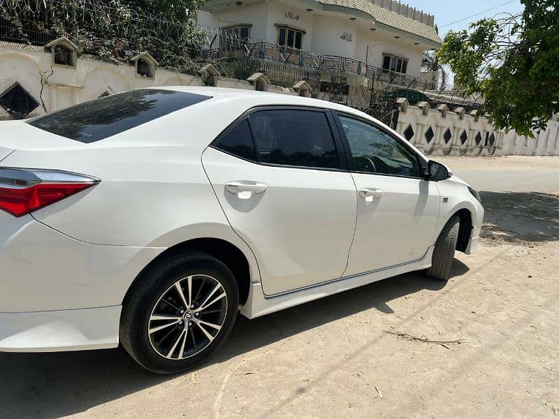 Toyota Corolla Altis 2021 3