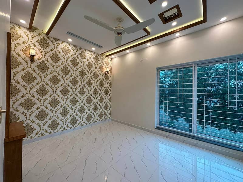 3 YEARS INSTALLMENT PLAN HOUSE PARK VIEW CITY LAHORE FOR SALE 3