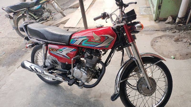 Honda 125/²³ 0