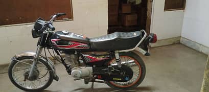 Honda 125 good condition with genes parts