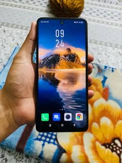 Infinix Note 30 5G(officially approved 16/256 gb)