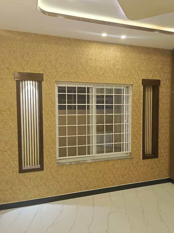 5 Marla House Available For Sale In Usman Block bahria Town lahore 12