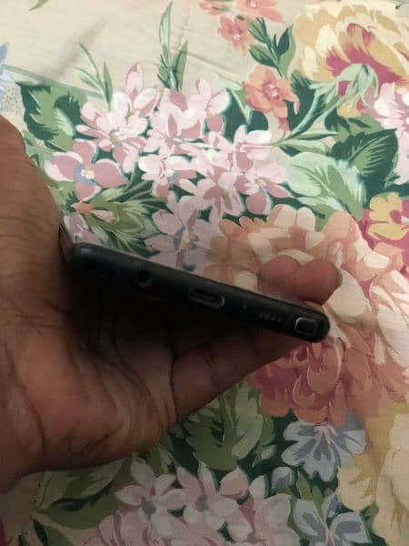 Samsung Note 9 Non Pta fresh panel 6 / 128 7