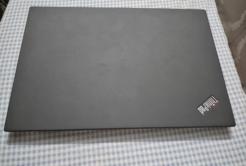 Lenovo Thinkpad T490 4