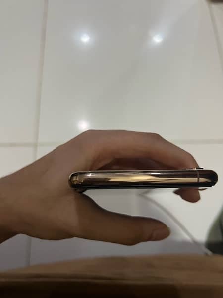 iphone xs max 256gb pta approved 5