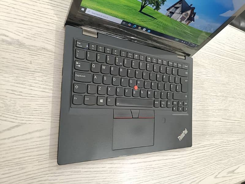 Lenovo Thinkpad L380 core i5 8th gen quadcore 13.3 inch 1080p touch 3