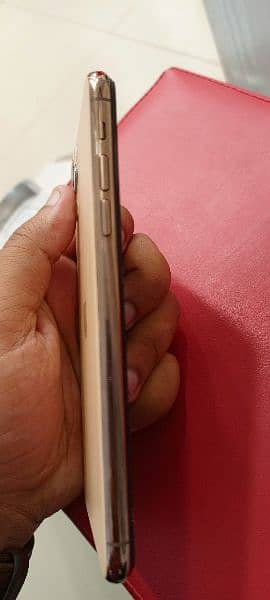 Iphone 11 Pro max Non PTA 2