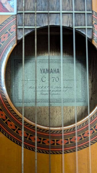 Original YAMAHA C-70 with Yamaha logo cover 2